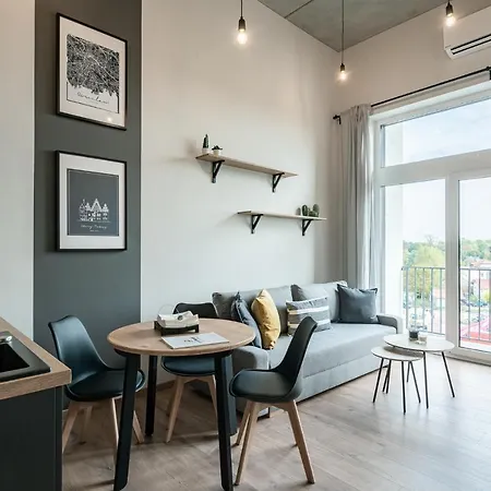 Apartment Przy Lotnisku *